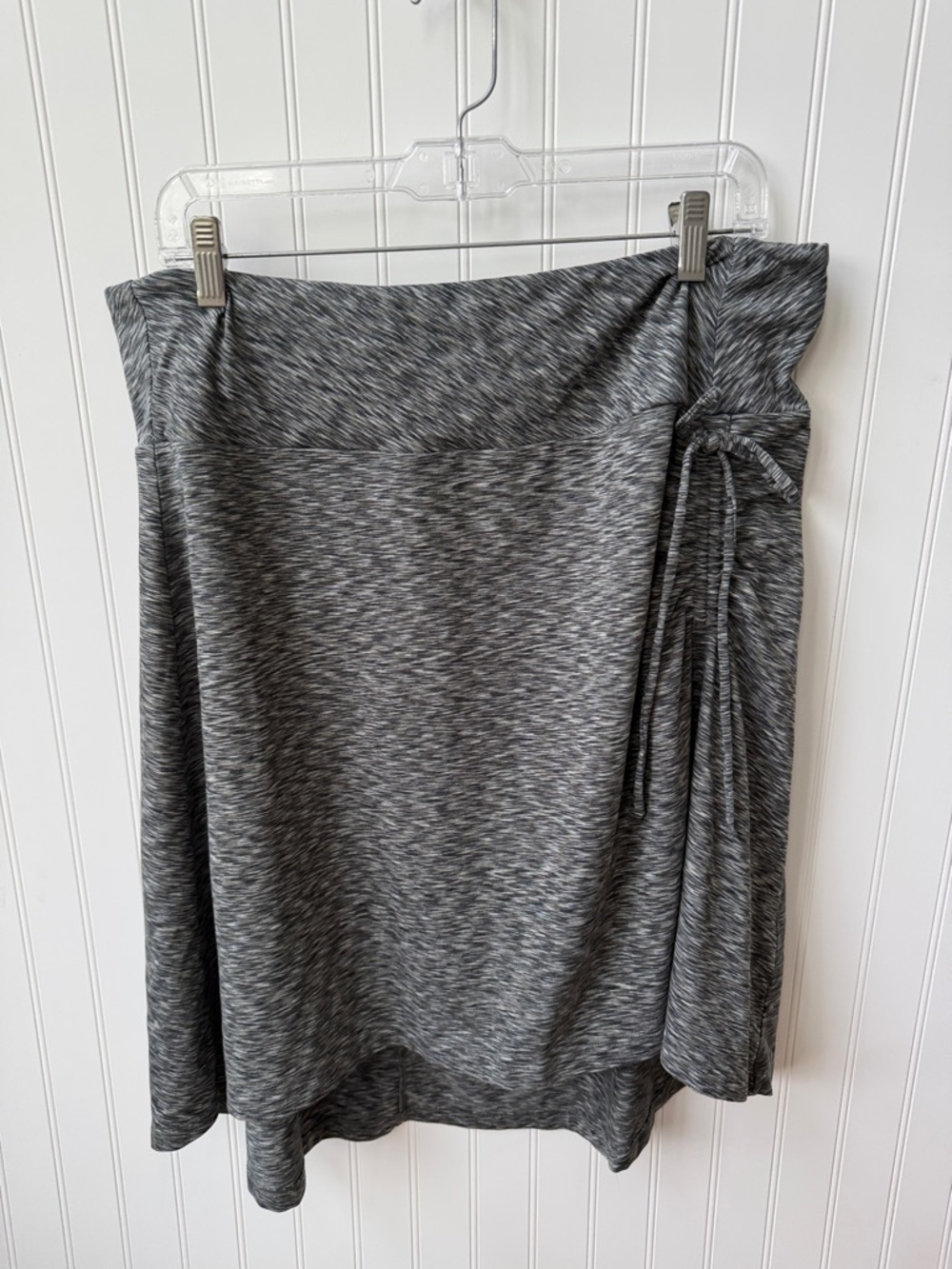 (102)The North Face Heathered Gray A-Line Elastic Tie-Waist Skirt